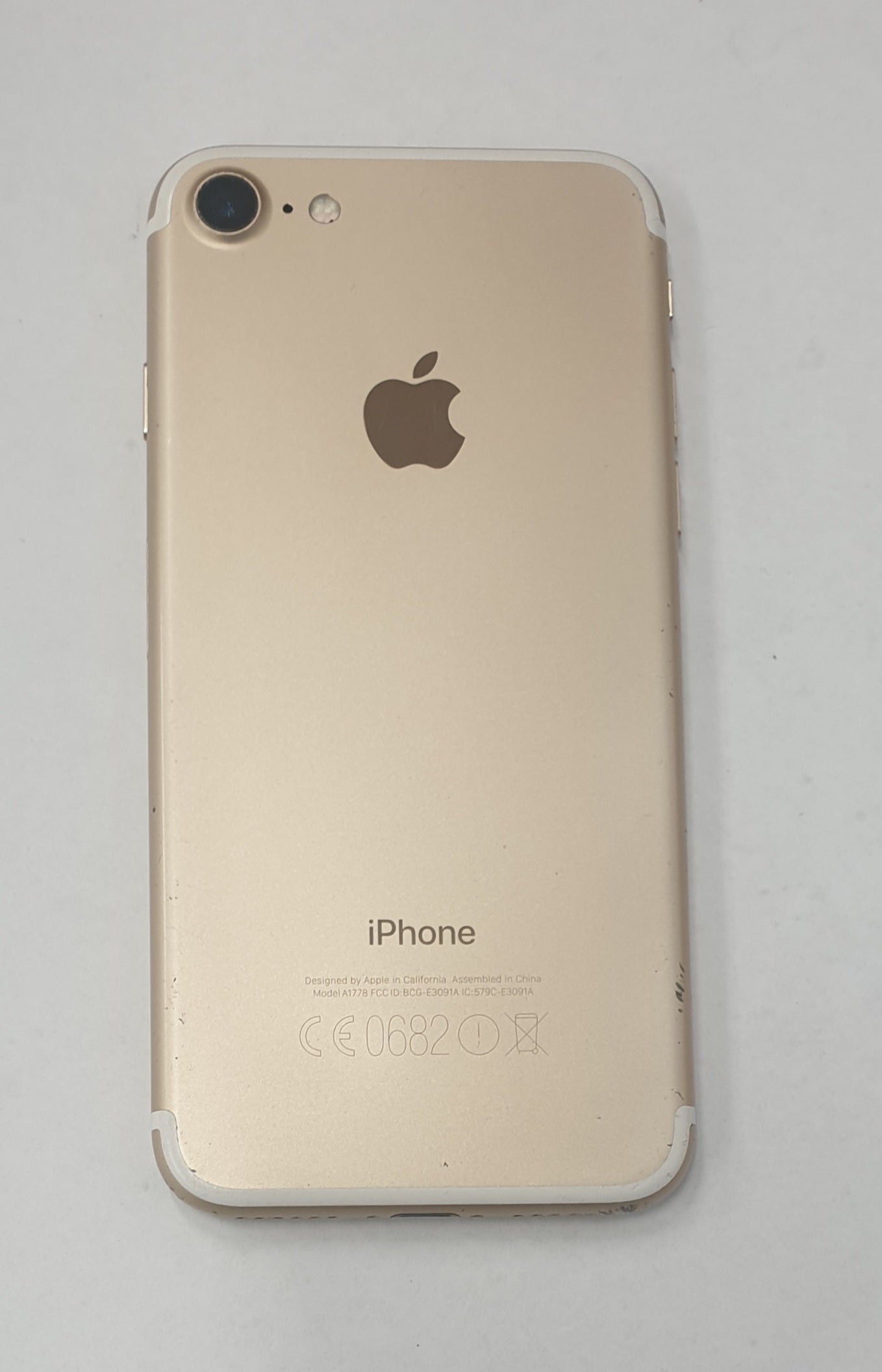 iPhone 7 (White) 128gb
